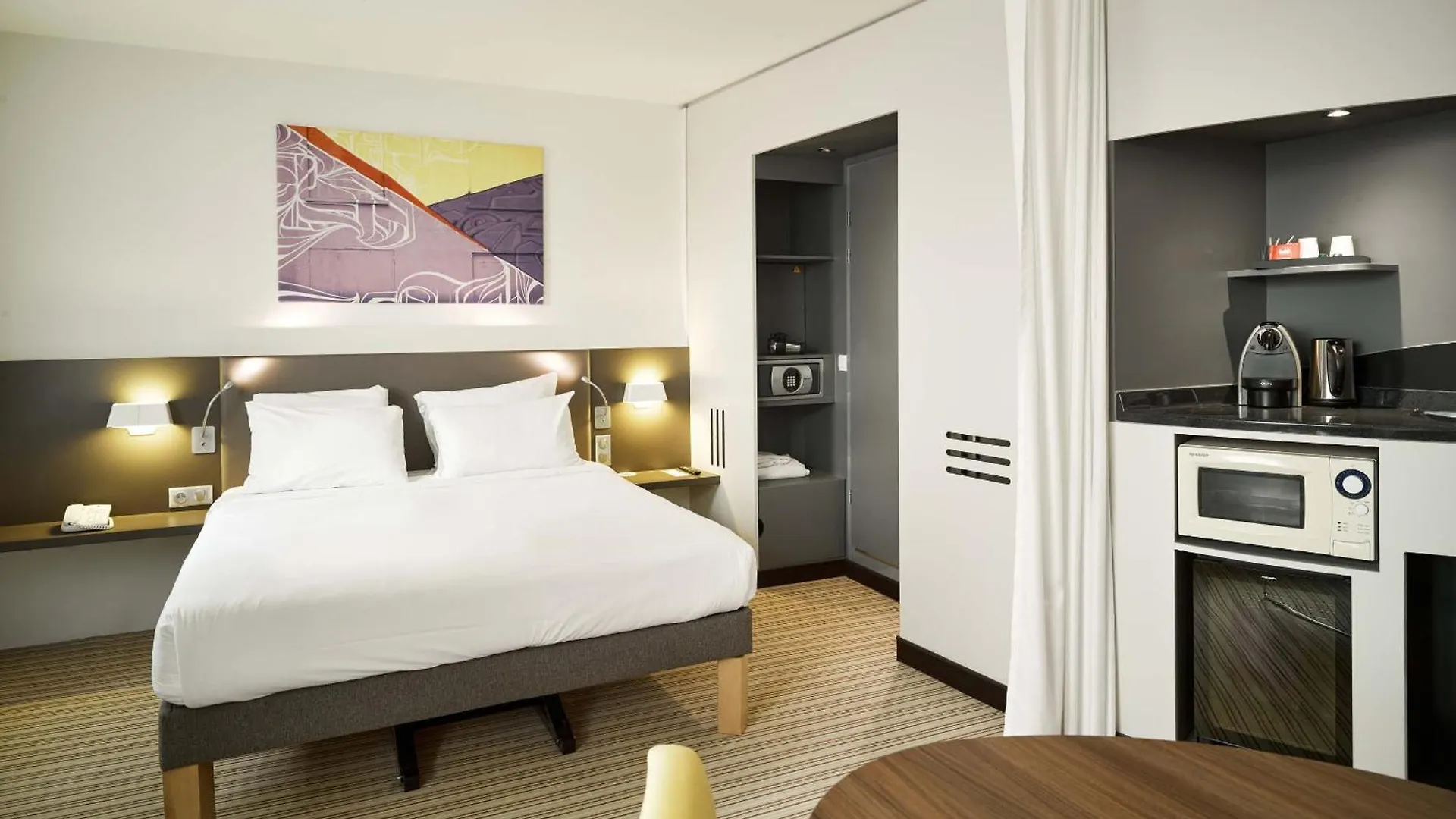 ****  B&B Hotel Paris Grand Roissy Cdg Aeroport France